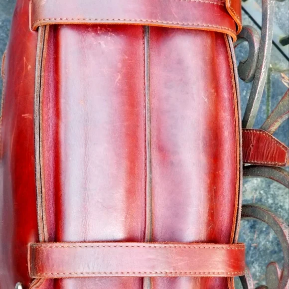 Saddleback Leather Classic Large Briefcase in Chestnut